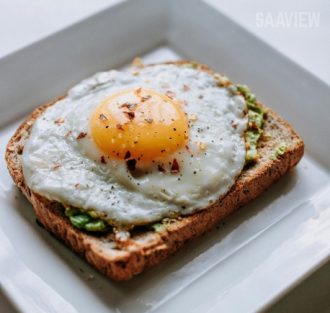 Pesto Eggs on Toast
